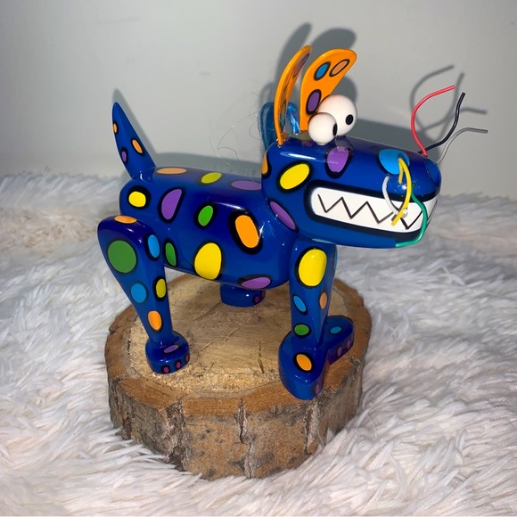 Dog Figurine Unique Colorful - Drew Ellwood - Picture 1 of 5